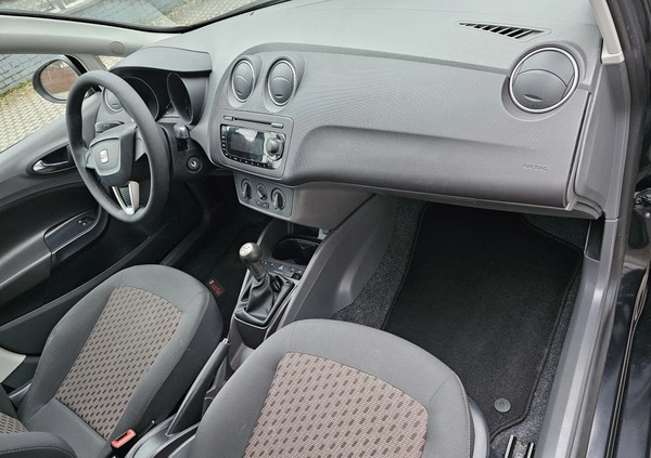 Seat Ibiza cena 17300 przebieg: 175000, rok produkcji 2008 z Wałbrzych małe 46